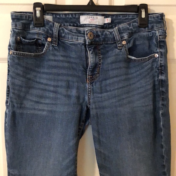 Torrid Slim Bootcut Jeans Size 10R - Picture 7 of 10